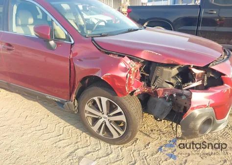 2018 Subaru Outback 2.5I Limited из США, поврежденный, VIN 4S4BSAKC9J3373551